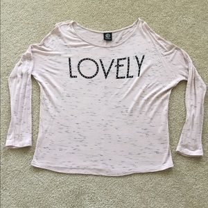 🖤 Lovely tee 🖤